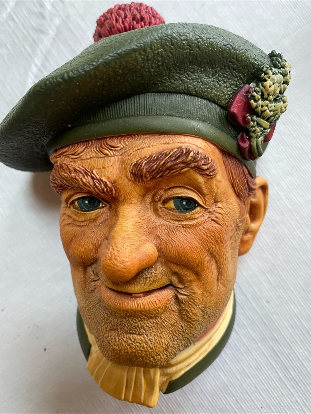 Bossons Handcrafted Green Beret Scottish Wall Plaque - Home Art